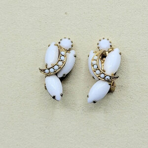 Vintage Milk Glass Clip On Earrings